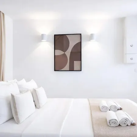 Louvre - Premium For 4 * Paříž