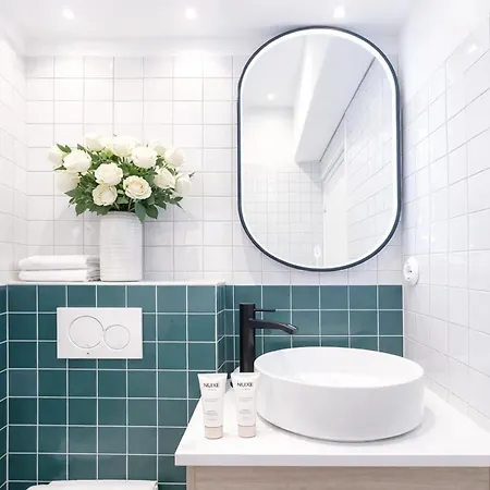 Louvre - Premium For 4 Apartmán *